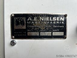 Nielsen 750l