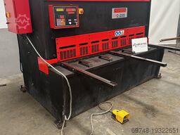 Nargesa Cizalla Hidraulica 2mts x 6 mm