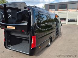 MERCEDES-BENZ 519 Sunset S 4 Ferqui Lagerfahrzeug Stock