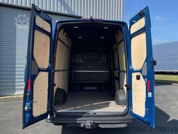 MAN TGE 3.180 L3H3 Kasten AHK TEMPOMAT NAVI LED KAM