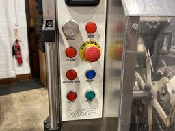 M&P Radish top and tailer