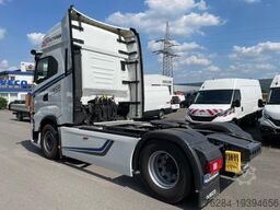 IVECO S-Way AS440S50T/P