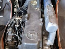 MERCEDES-BENZ Vorgänger Sprinter O 319 Samba mit Faltdach AC