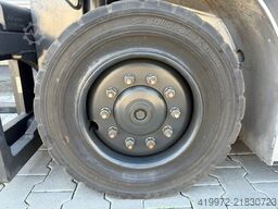 Still RX70-40