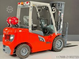 Heli CPYD35-G3- GAS  2,5t 3,3m Hub - KUBOTA - Garantie