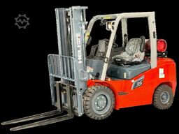 Heli CPYD35-G3- GAS  2,5t 3,3m Hub - KUBOTA - Garantie