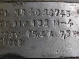 LG OIV 132 M-4