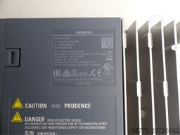 Siemens Sinamics S210 6SL3210-5HB10-4UF0 Umrichter SN:ZVM4XVM009233 0,4kW 240V~-ungebr.-