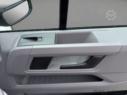 VW Crafter 35 2.0 TDI 120 KW Kasten MR/ND  AHK 3,5 t