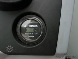 Hyundai R 210 (New / Non CE Certified)