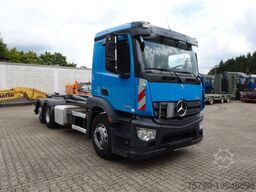 MERCEDES-BENZ 2533 Antos MULTILIFT Abroller 6x2