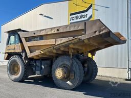 Komatsu HD605-7