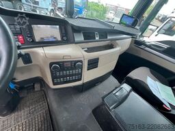 MAN TG-S 26.420 6x2 BL Abrollkipper Schub/Knickarm