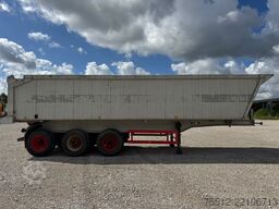 Benalu 3-Axle / Kipper / 30M3 / Drumbrakes / Belgium T...