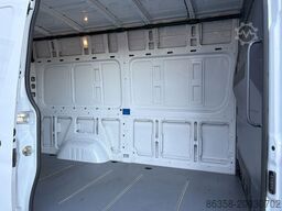 MERCEDES-BENZ Sprinter 315 CDI KA PRO L2H2 Navi AHK Standhzg.