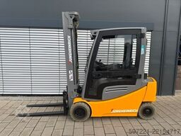 Jungheinrich EFG 318 Li-Ion