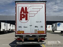 Schmitz Cargobull Curtainsider Standard Ladebordwand Getränke