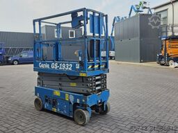 Genie GS1932 Electric, Working Height 7.8 m, 227kg Capac