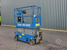 Genie GS1932 Electric, Working Height 7.8 m, 227kg Capac