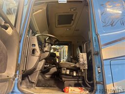 Scania R560 hook loader