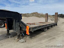 Vang SHSL 1111 Machine semi with hooklift and turntable