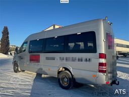 Mercedes-Benz Sprinter 515 minibus – 17 seats