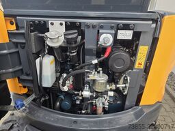 Hyundai HX25AZ