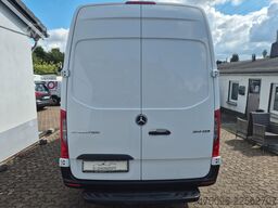 MERCEDES-BENZ Sprinter Kasten 314 CDI*Regale *