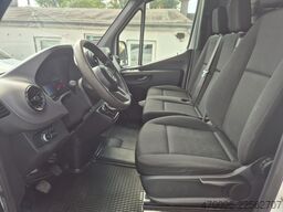 MERCEDES-BENZ Sprinter Kasten 314 CDI*Regale *