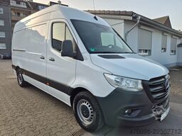 Dubă cu acoperiș înalt MERCEDES-BENZ Sprinter 314 Kasten L2/H2*3 Sitzer*Klima*Regale*