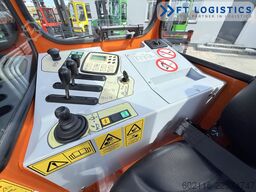 Hubtex DQ40D DIESEL TRIPLEX 6500 FREE-LIFT TOP1