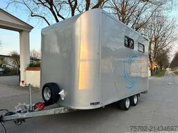  Steinsberger 3-Pferdeanhänger