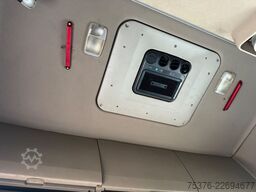 SCANIA R 520 V8