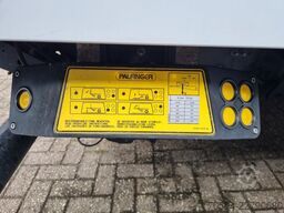 Iveco Daily 35C16/ 2.3D/ Bakwagen/ Laadklep