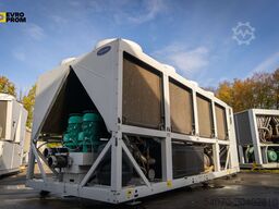 Used Aircooled chiller CARRIER 30KAV 0600 0007 611 KW. 2019 yom
