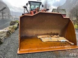 Hitachi zw370-6 wheel loader w/ scale, printer & bucket