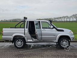 Patriot Pick up 4x4 Petrol Airco!