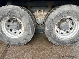 Renault Kerax 420 DCI 8x4 FULL STEEL KIPPER (ZF16 MANUA...