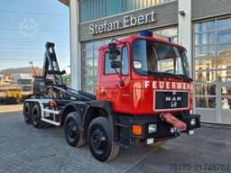 MAN 35.372 (F14) 8x4 Atlas 4. Achse gelenkt Seilwind