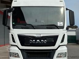 MAN TGX 18.400 4x2 BLS / 2 Tanks / ACC / ADR AT