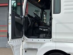 MAN TGX 18.400 4x2 BLS / 2 Tanks / ACC / ADR AT