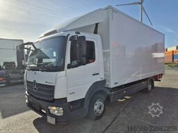 Mercedes-Benz Atego 818