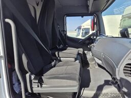 Mercedes-Benz Atego 818