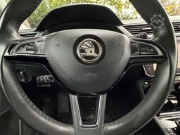 SKODA Superb 2.0 TDI SCR DSG Active Combi Panoramadach