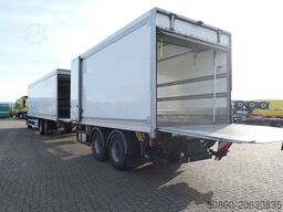 MERCEDES-BENZ 2543 L Antos 6x2, 37 Paletten, Kompl. Zug, TOP