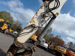 LIEBHERR R946 NLC Kettenbagger 45 Tonnen *4.760 H