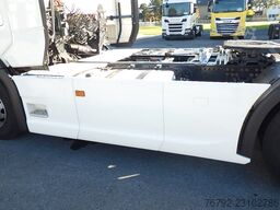 SCANIA R 560 A Super/Highline/Ret/Hydr./2xTank/Standkli