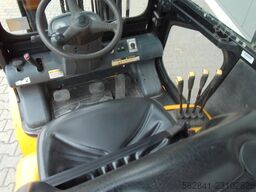 HYUNDAI 25D -7