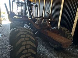 Valmet 840 Load carrier. repair object.