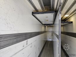 VOLVO FM330 6x2 FRIGOBLOCK Multizone Lift/Lenk